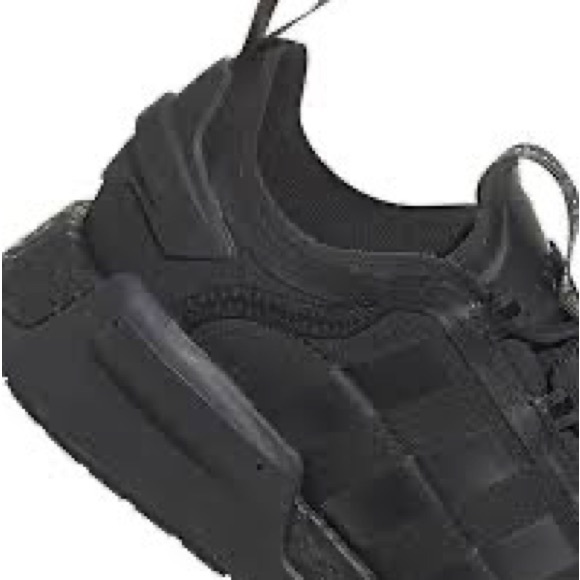 NIB Adidas NMD V3 - Picture 2 of 13